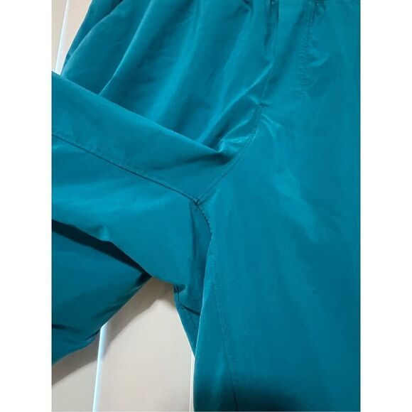 Lululemon Teal Blue Mens Shorts Size Large -A Few Small Snags - Picture 5 of 14